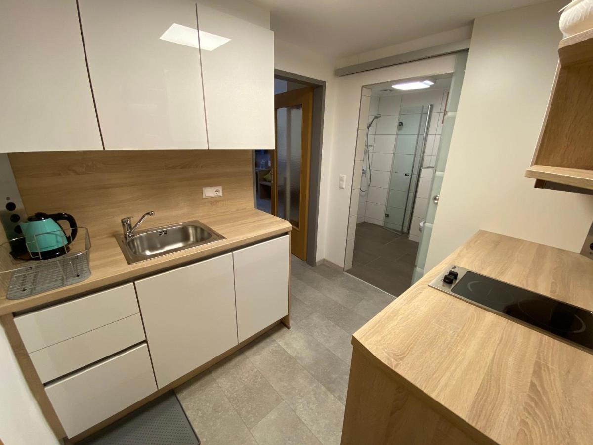 Privatzimmer Und Ferienwohnungen Leeb Persenbeug Bagian luar foto
