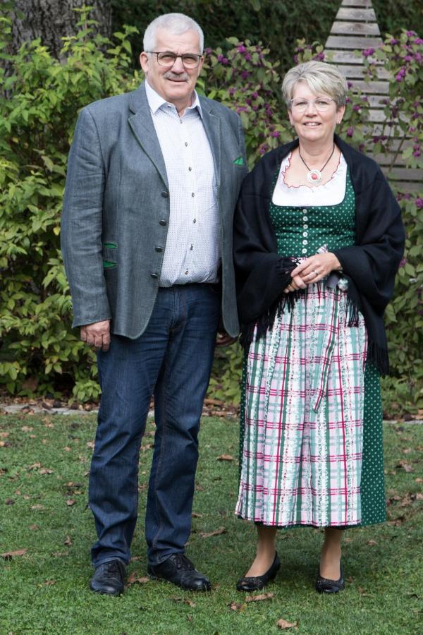 Privatzimmer Und Ferienwohnungen Leeb Persenbeug Bagian luar foto