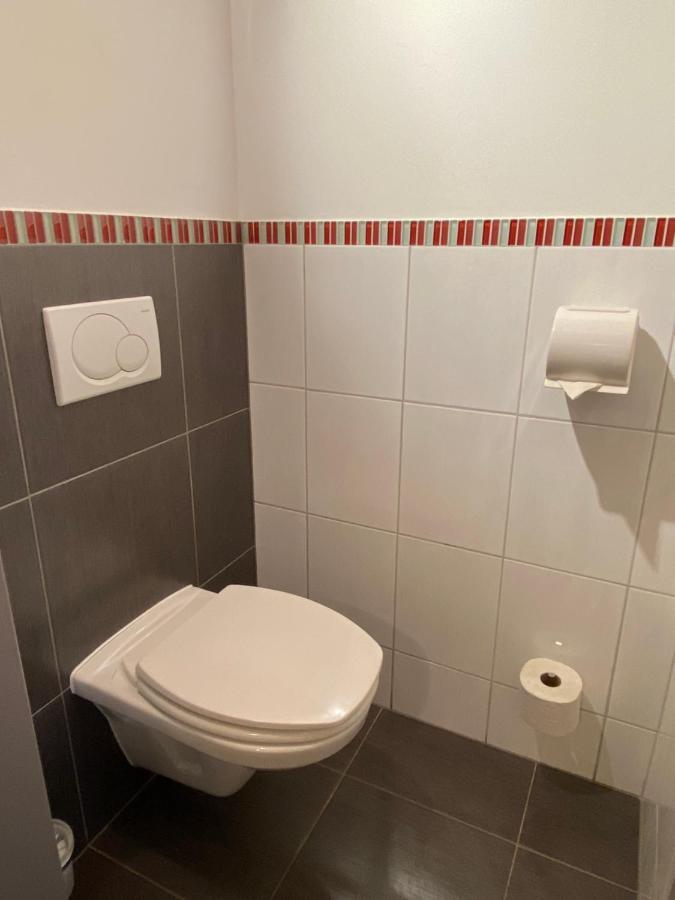 Privatzimmer Und Ferienwohnungen Leeb Persenbeug Bagian luar foto