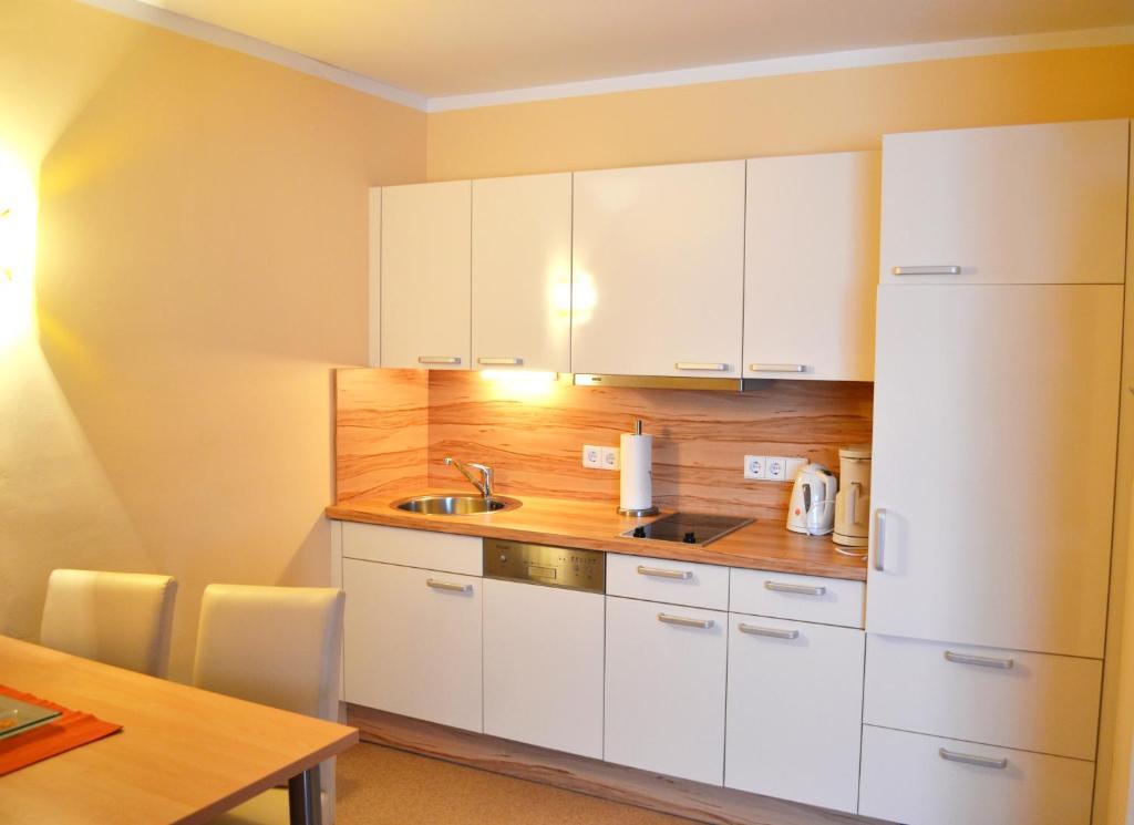 Privatzimmer Und Ferienwohnungen Leeb Persenbeug Ruang foto